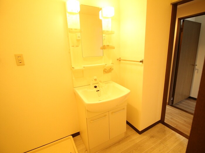 物件内観写真11　(洗面)