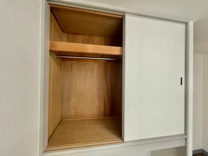 物件内観写真15　(収納)