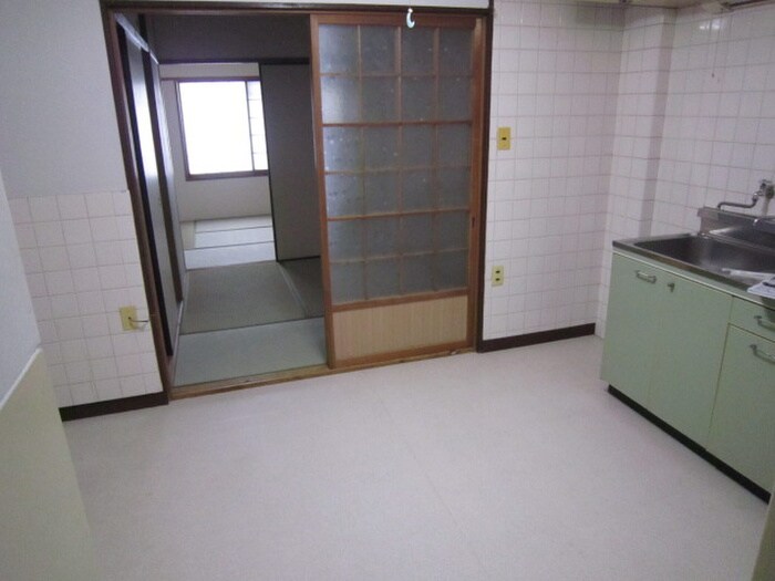 物件内観写真7　(居室)