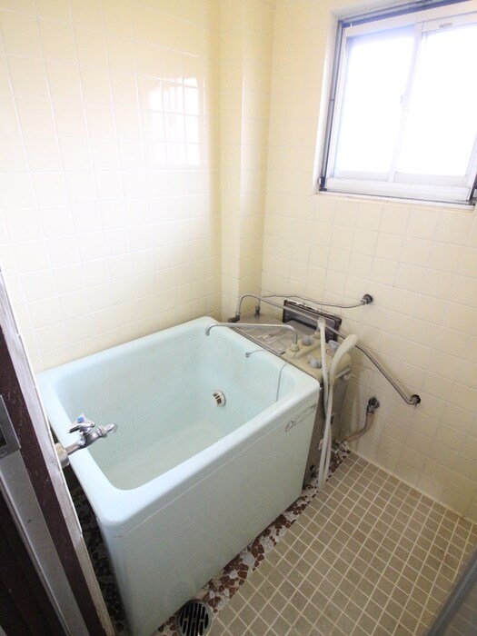 物件内観写真10　(バス／シャワールーム等)