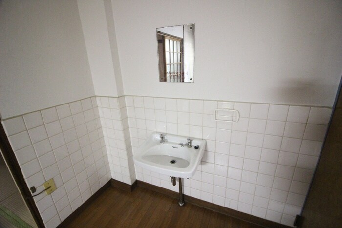 物件内観写真13　(洗面)