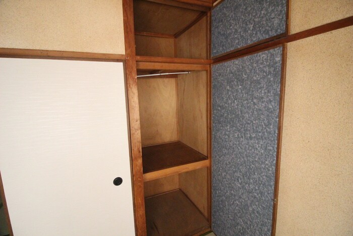 物件内観写真16　(収納)