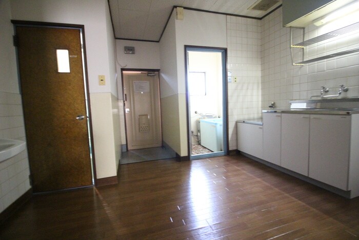 物件内観写真19　(居室)