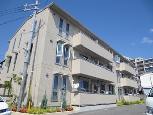 ライトフレーバー千里丘外観写真