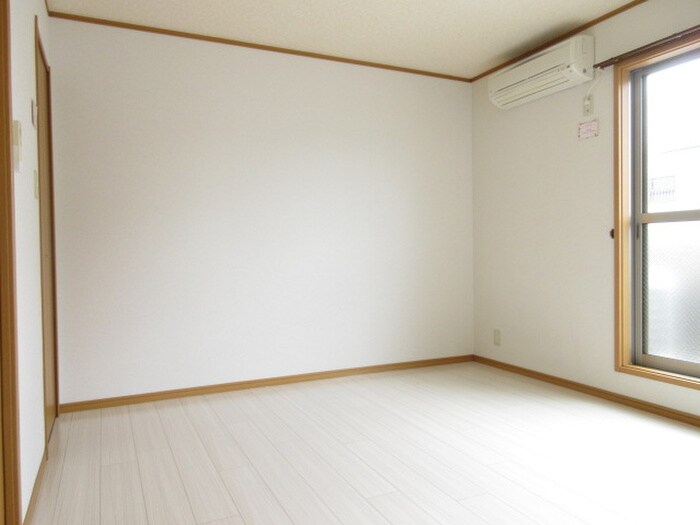 物件内観写真10　(居室)