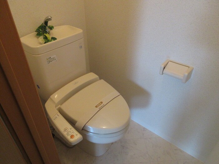 物件内観写真14　(トイレ)