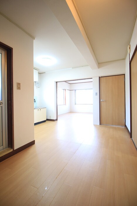 物件内観写真8　(居室)