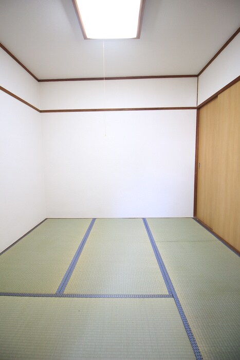 物件内観写真14　(居室)