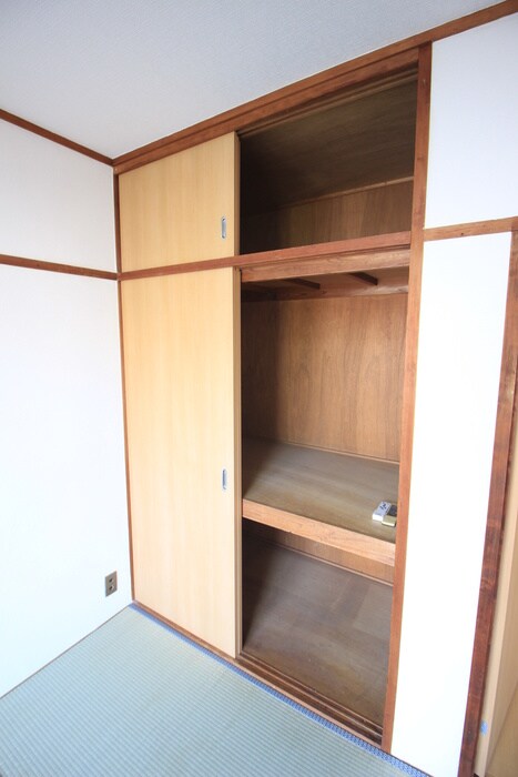 物件内観写真18　(収納)