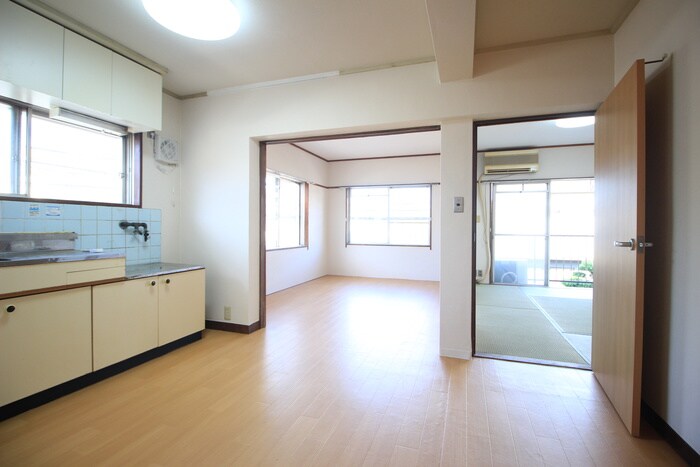 物件内観写真19　(居室)