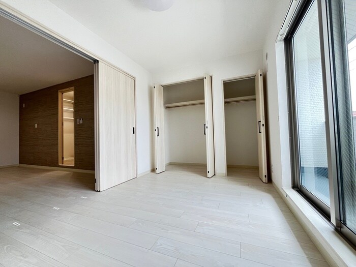 物件内観写真14　(居室)