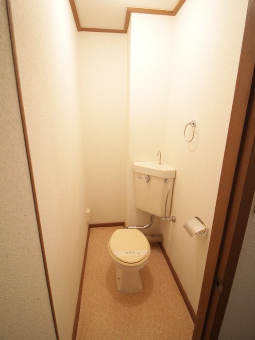 物件内観写真7　(トイレ)