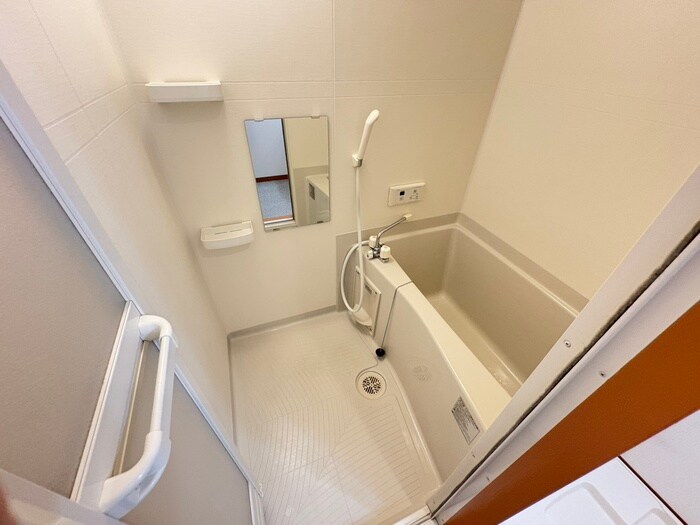 物件内観写真12　(バス／シャワールーム等)