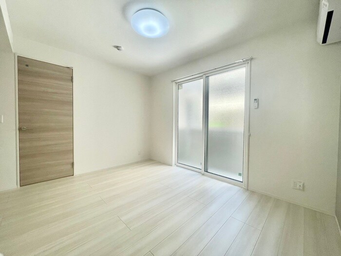 物件内観写真13　(居室)