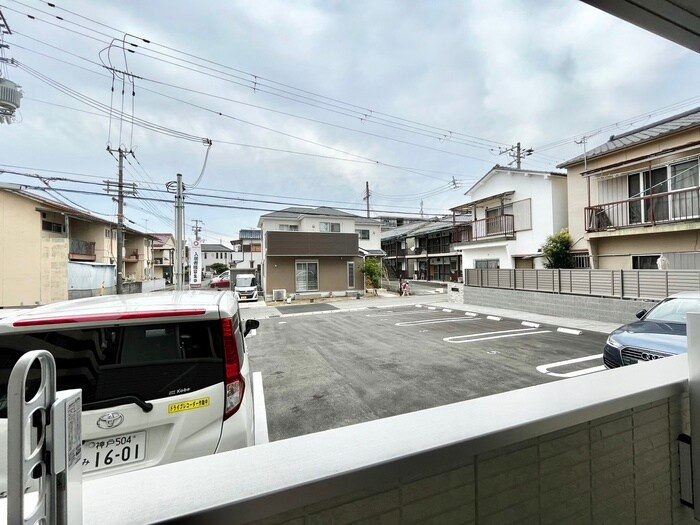 物件内観写真22　(室内からの展望)