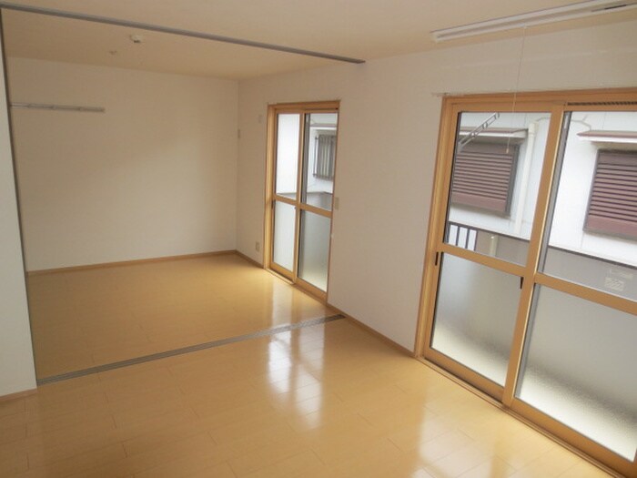 物件内観写真15　(居室)