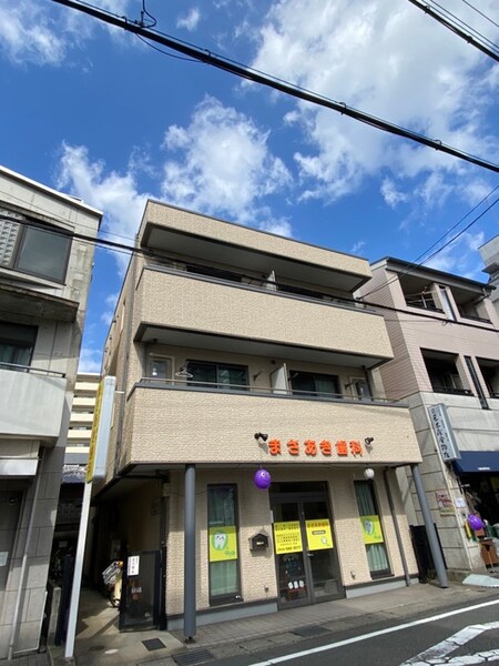 ミキトゥールⅢ号館外観写真
