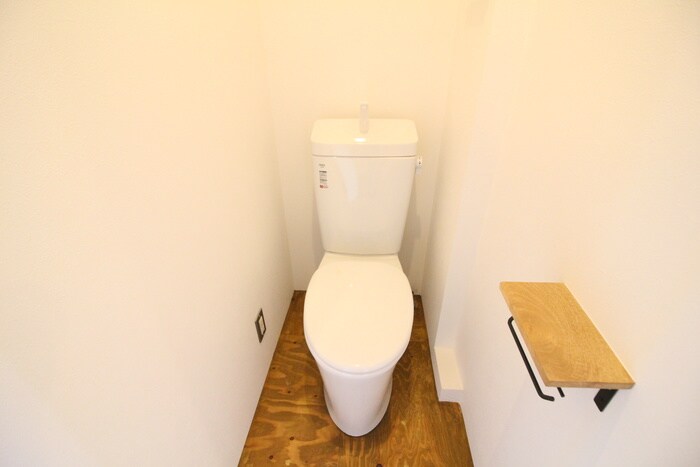 物件内観写真12　(トイレ)