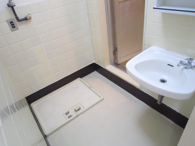 物件内観写真8　(洗面)