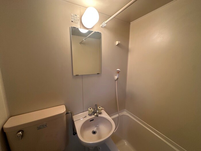 物件内観写真9　(洗面)