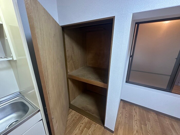 物件内観写真19　(収納)