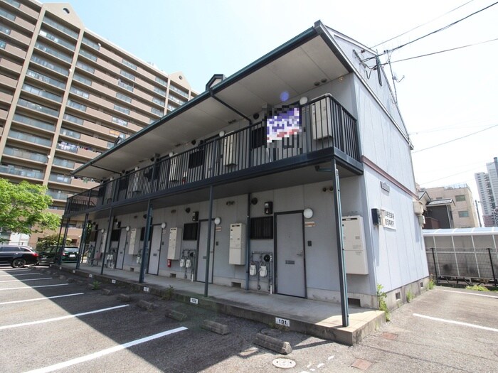 物件外観写真2　(外観写真)