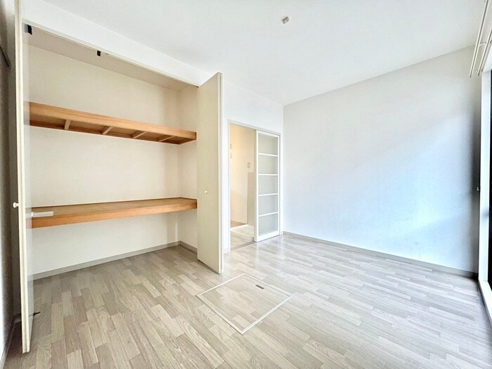 物件内観写真12　(居室)