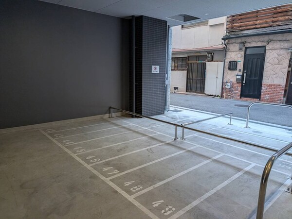 バイク置き場