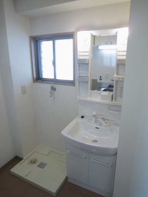 物件内観写真10　(洗面)