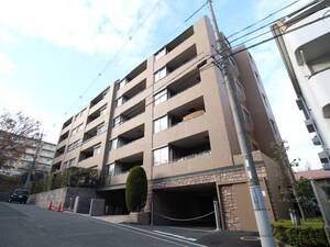 ﾒﾛﾃﾞｨｰﾊｲﾑ北千里古江台（204）外観写真