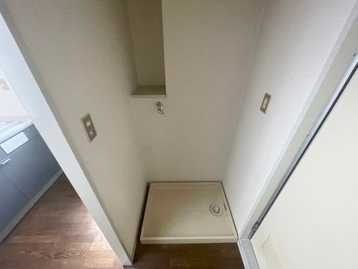 物件内観写真20　(洗濯機置場)