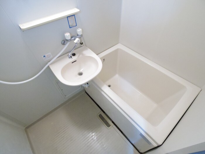 物件内観写真13　(バス／シャワールーム等)