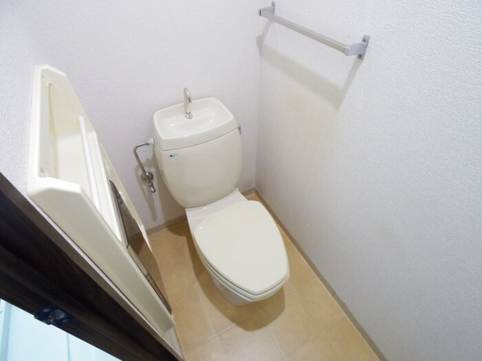物件内観写真14　(トイレ)