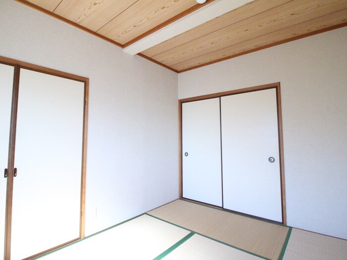 物件内観写真16　(居室)