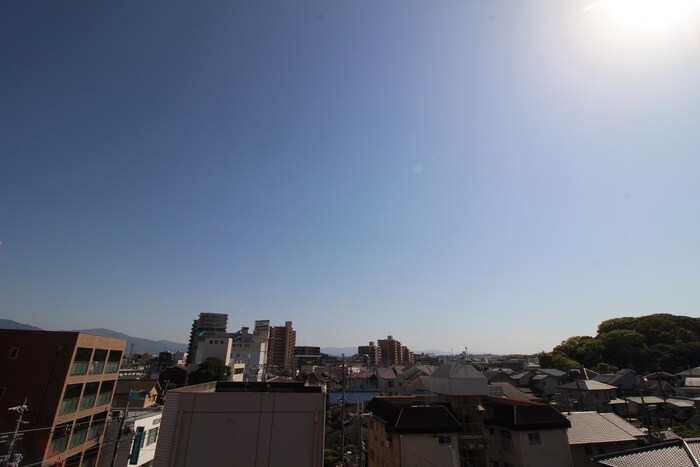 物件内観写真22　(室内からの展望)