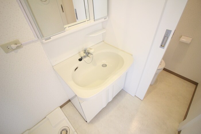 物件内観写真12　(洗面)