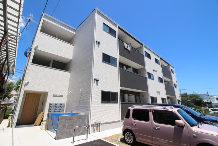 物件外観写真1　(外観写真)