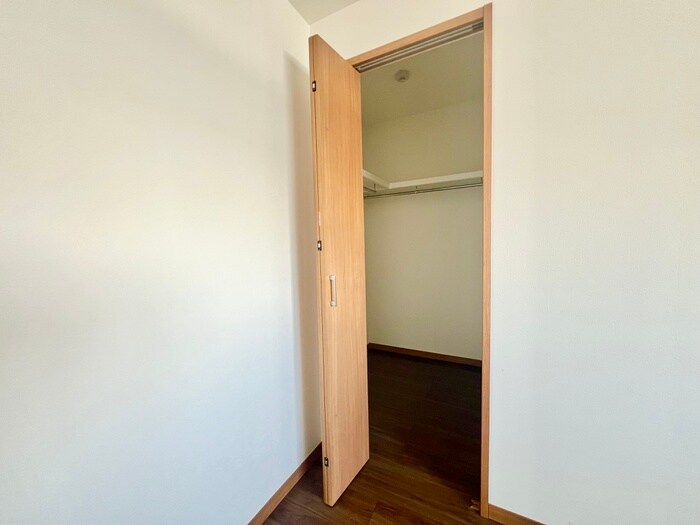 物件内観写真10　(収納)