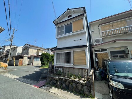 小倉町山際一戸建外観写真