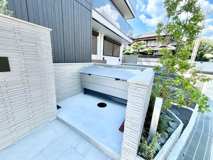 物件外観写真4　(建物設備)