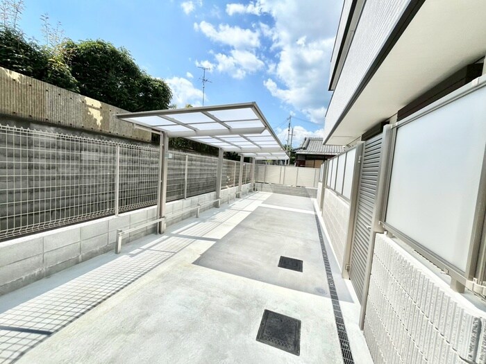 物件外観写真5　(駐輪場)