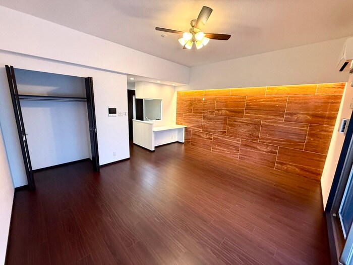 物件内観写真18　(居室)