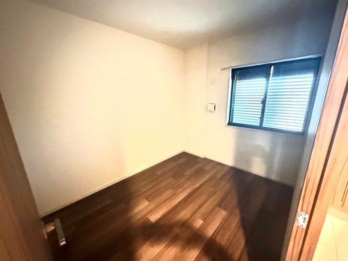 物件内観写真11　(居室)