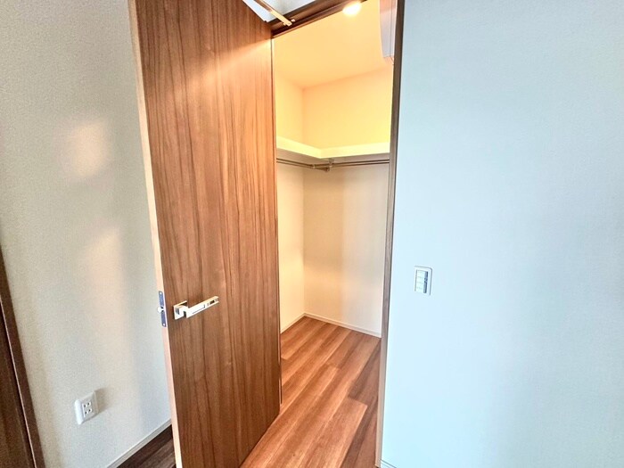 物件内観写真21　(収納)