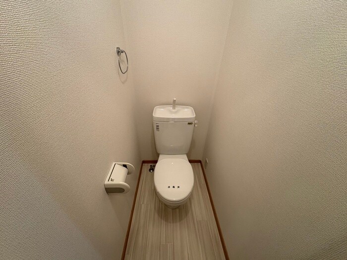 物件内観写真11　(トイレ)