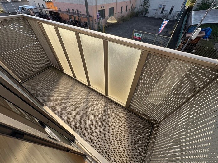 物件内観写真12　(ベランダ・バルコニー)