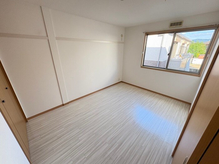 物件内観写真21　(居室)