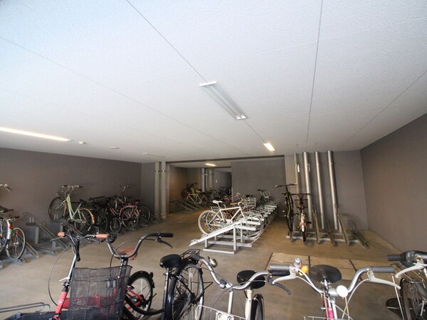 駐輪場