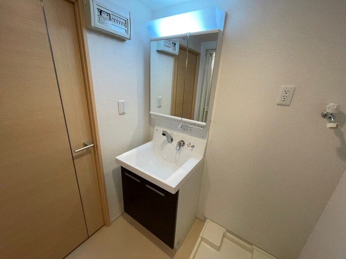 物件内観写真13　(洗面)