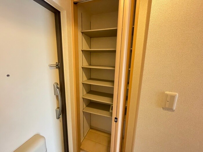 物件内観写真19　(靴箱)